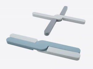 Dotz - Opvouwbare Panonderzetter - silicone grijs/blauw - 20x3.2x1.1cm Dotz - Opvouwbare Panonderzetter - silicone grijs/blauw - 20x3.2x1.1cm