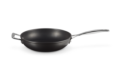 Le Creuset - Anti-aanbak sauteerpan + handvat in Zwart 30cm 3,72l Le Creuset - Anti-aanbak sauteerpan + handvat in Zwart 30cm 3,72l