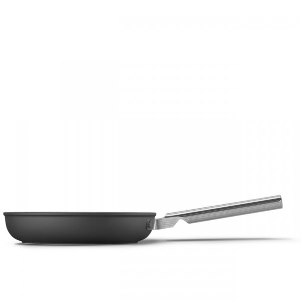 Smeg - BRAADPAN 24cm ZWART Smeg - BRAADPAN 24cm ZWART