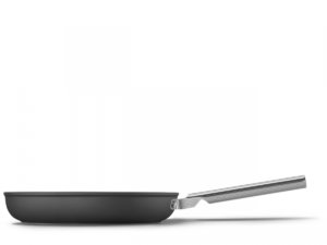 Smeg - BRAADPAN 30cm ZWART Smeg - BRAADPAN 30cm ZWART
