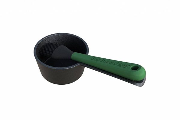 BIG GREEN EGG - SAUCE POT W/ BASTING BRUSH CAST IRON BIG GREEN EGG - SAUCE POT W/ BASTING BRUSH CAST IRON