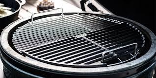 BIG GREEN EGG - Stainless Steel Half Grid - Large BIG GREEN EGG - Stainless Steel Half Grid - Large
