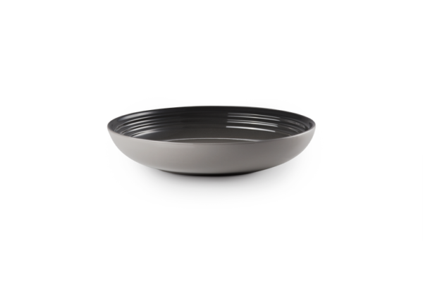 LE CREUSET -Diep Bord in Aardewerk Flint 22 CM / 0.9L LE CREUSET -Diep Bord in Aardewerk Flint 22 CM / 0.9L