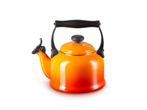 LE CREUSET - FLUITKETEL TRADITION ORANJE LE CREUSET - FLUITKETEL TRADITION ORANJE