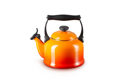 LE CREUSET - FLUITKETEL TRADITION ORANJE LE CREUSET - FLUITKETEL TRADITION ORANJE